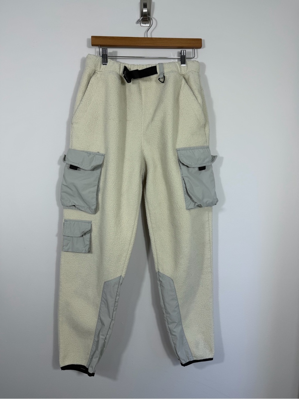 Urban Outfitters Cream Fleece Cargo Utility Pants Gorpcore Size M